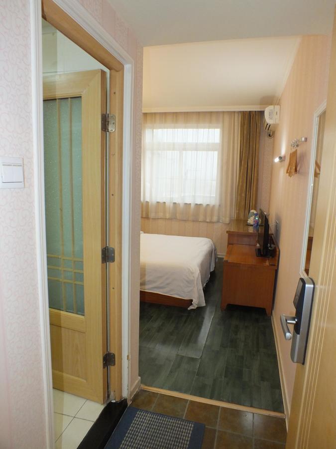 Beijing Fuxing Holiday Hotel Room photo